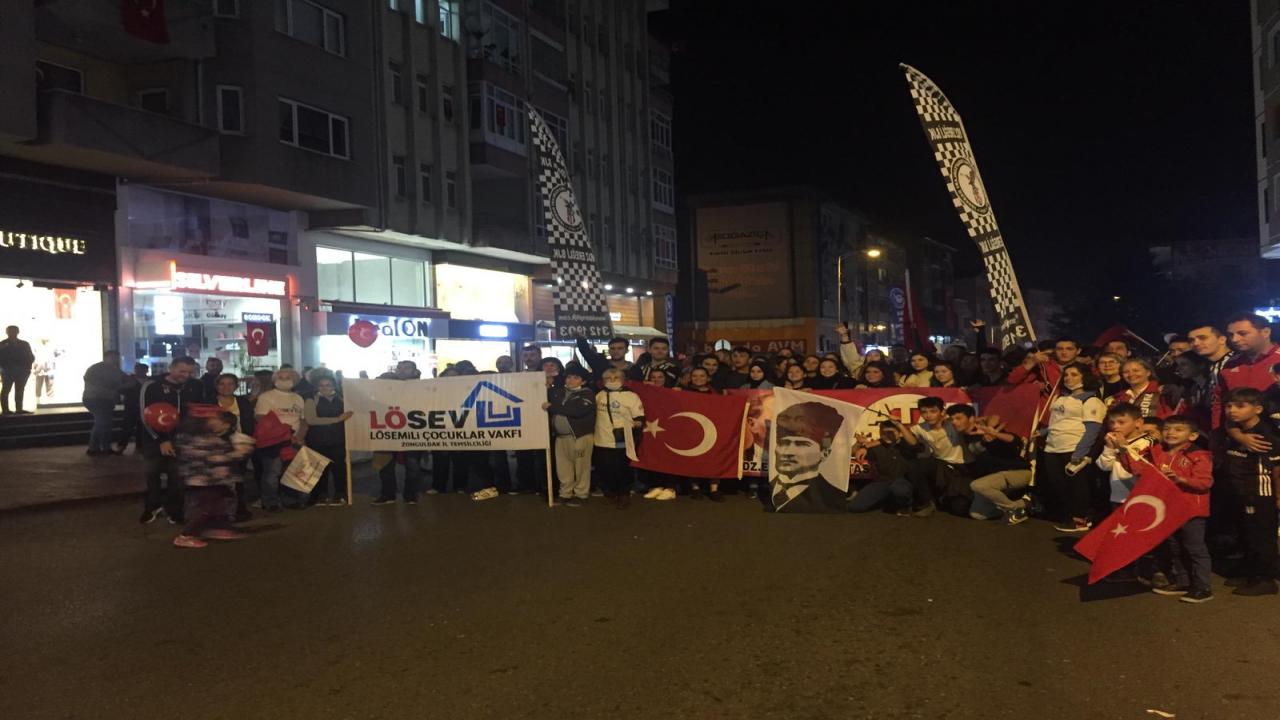 29 Ekim Cumhuriyet Bayramı Yürüyüşünde Yer Aldık !